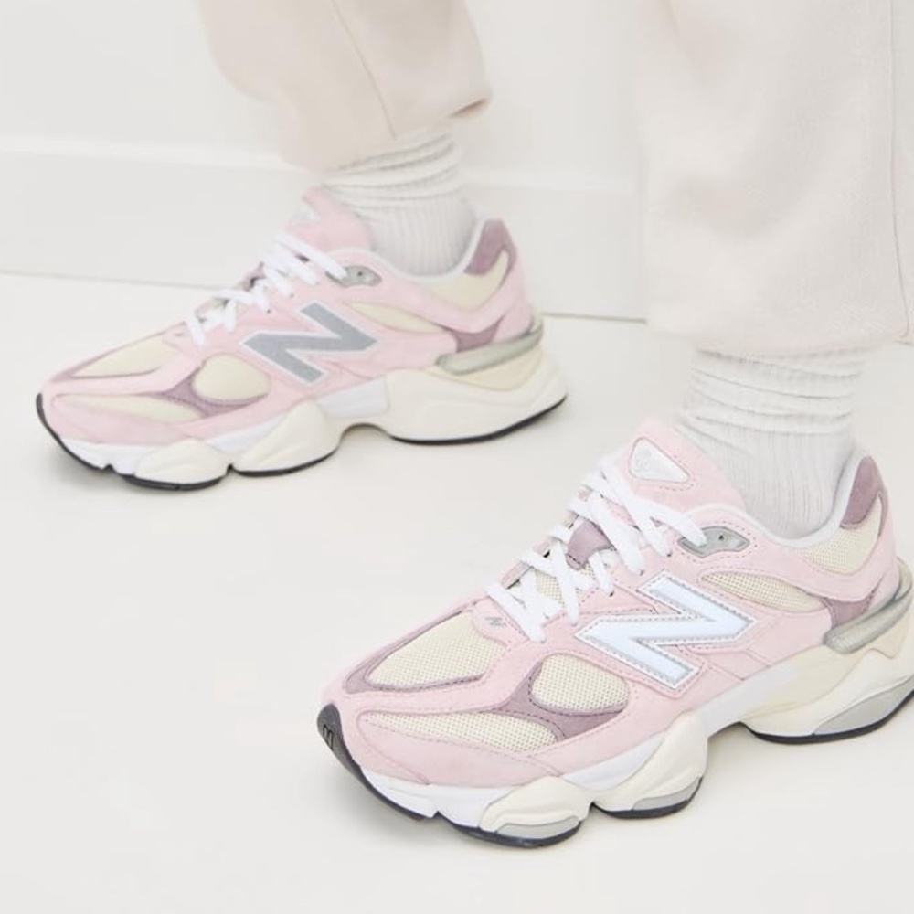 New Balance 9060 Sneakers